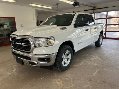 2024 RAM 1500 Big Horn Crew Cab 4x4 57' Box