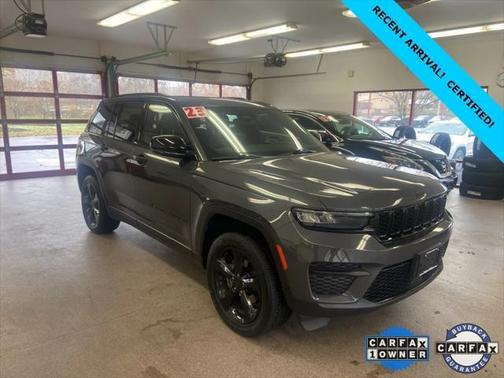 2023 Jeep Grand Cherokee Altitude 4x4