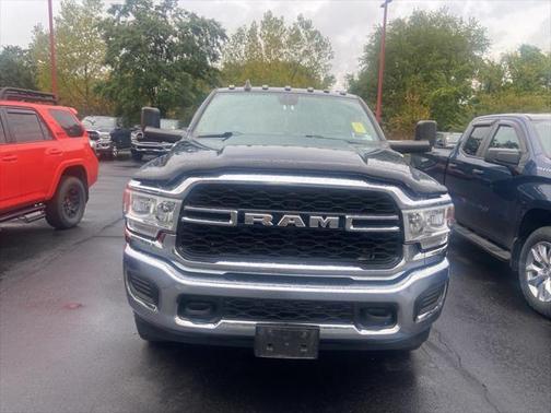 2022 RAM 2500 Tradesman Crew Cab 4x4 64' Box