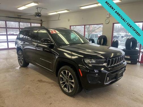 2022 Jeep Grand Cherokee L Overland 4x4