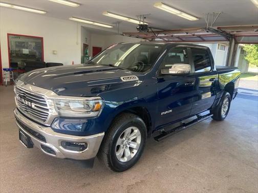 2023 RAM 1500 Laramie Crew Cab 4x4 57' Box