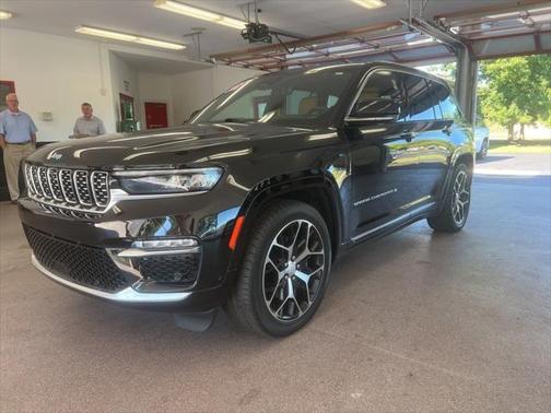 2023 Jeep Grand Cherokee 4xe Summit Reserve