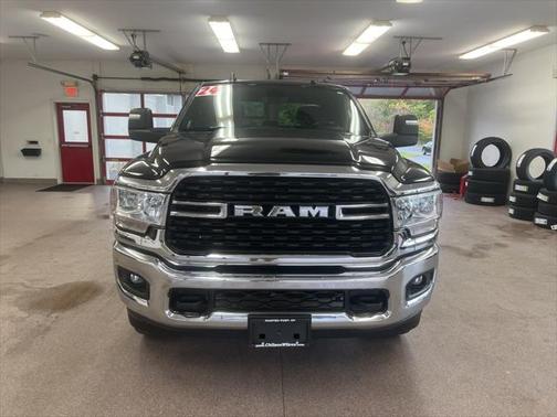 2024 RAM 2500 Big Horn Crew Cab 4x4 64' Box