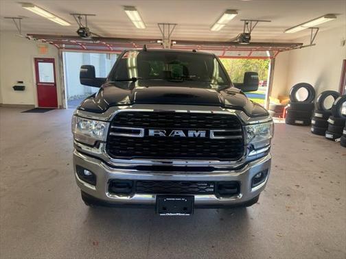 2024 RAM 2500 Big Horn Crew Cab 4x4 64' Box