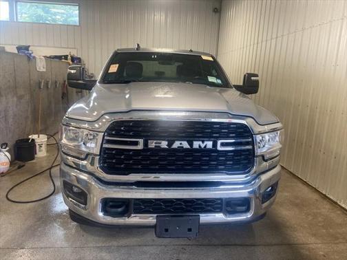 2024 RAM 2500 Big Horn Crew Cab 4x4 64' Box