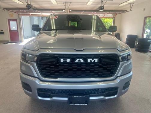 2025 RAM 1500 Tradesman Crew Cab 4x4 57' Box