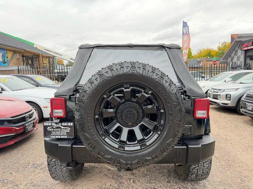 2012 Jeep Wrangler Unlimited Sport Altitude