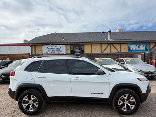 2015 Jeep Cherokee Sport