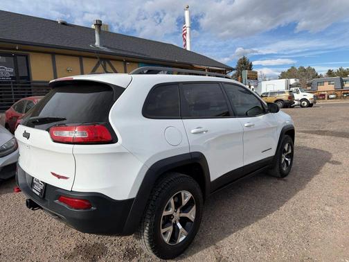 2015 Jeep Cherokee Sport