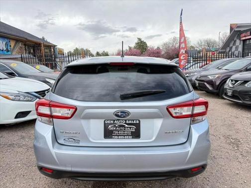 2019 Subaru Impreza 2.0i
