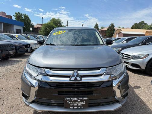 2018 Mitsubishi Outlander ES