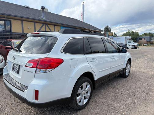 2012 Subaru Outback 2.5i Premium