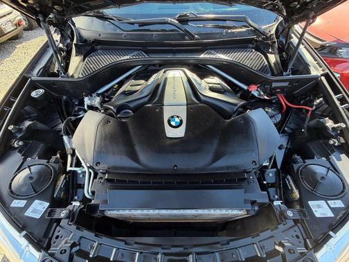 2016 BMW X6 xDrive50i