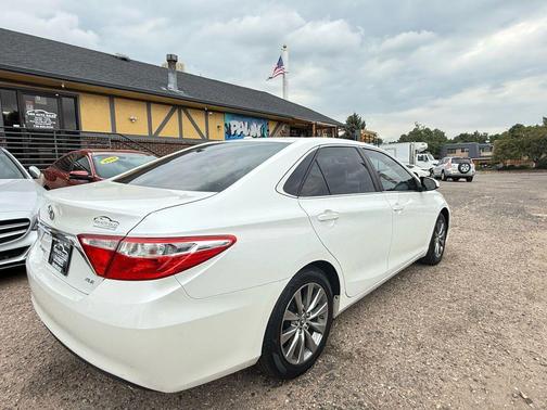 2016 Toyota Camry XLE