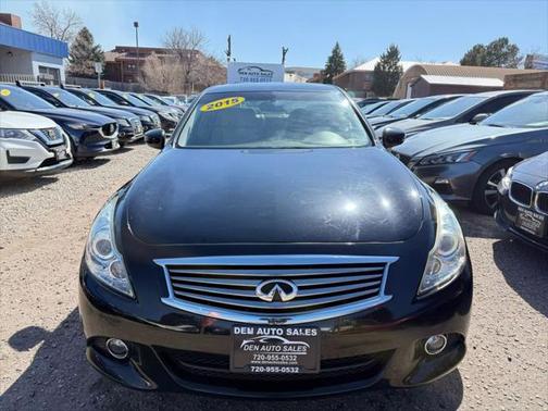 2015 INFINITI Q40 Base