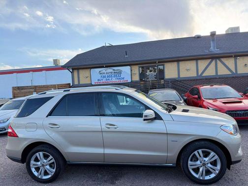 2012 Mercedes-Benz M-Class 4MATIC