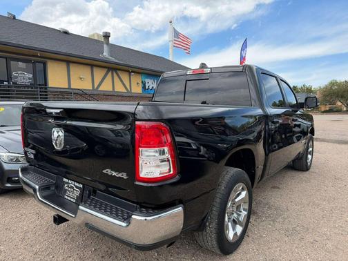 Diamond Black Crystal Pearlcoat 2019 RAM 1500 Big Horn