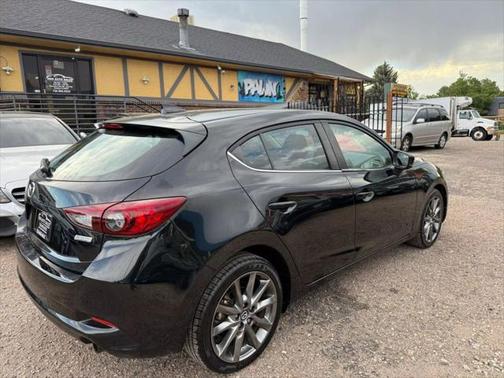 2018 Mazda Mazda3 Touring