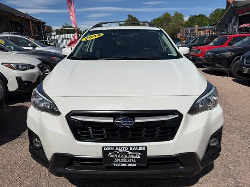 Crystal White Pearl 2019 Subaru Crosstrek 2.0i Premium