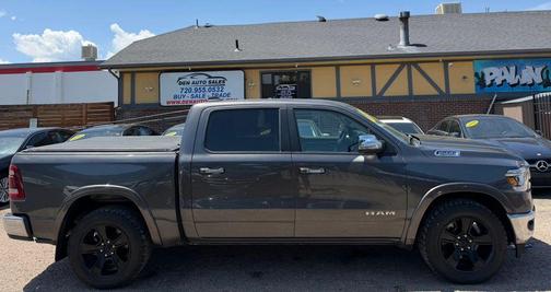 Granite Crystal Metallic Clearcoat 2020 RAM 1500 Laramie