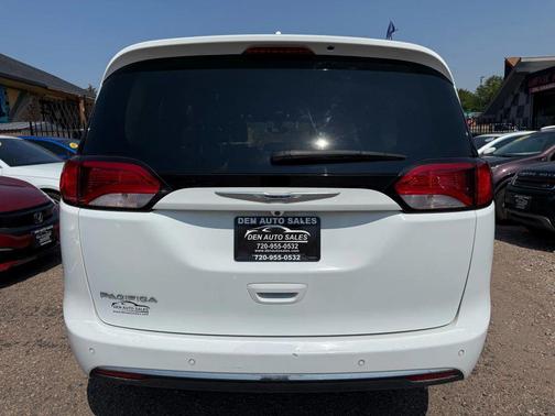 2019 Chrysler Pacifica Touring L