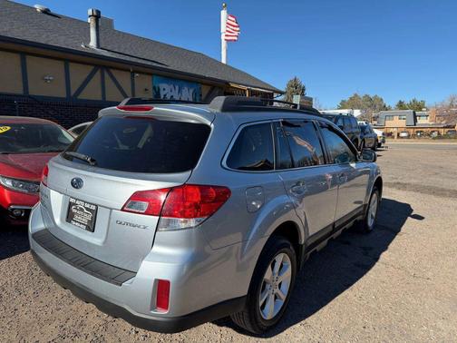 2013 Subaru Outback 2.5i Premium