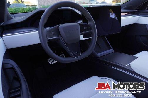 2023 Tesla Model S Plaid