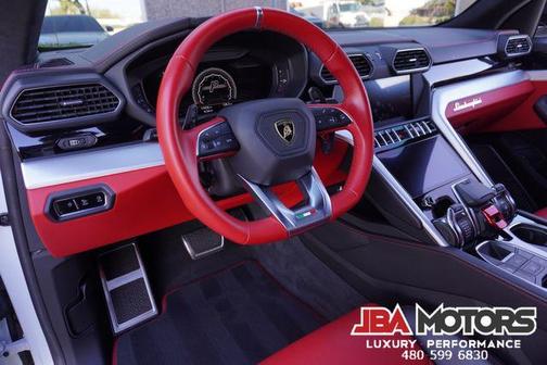 2019 Lamborghini Urus SUV Highly Optioned Rear DVD Pano Roof 24' Wheels!