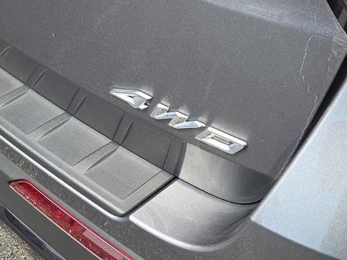 CARBONIZED GRAY METALLIC 2025 Ford Explorer ST-LINE
