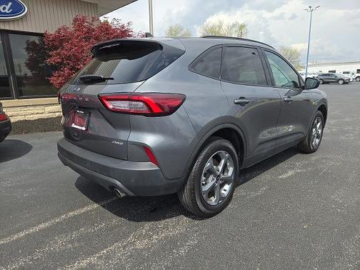 CARBONIZED GRAY METALLIC 2025 Ford Escape ST-LINE