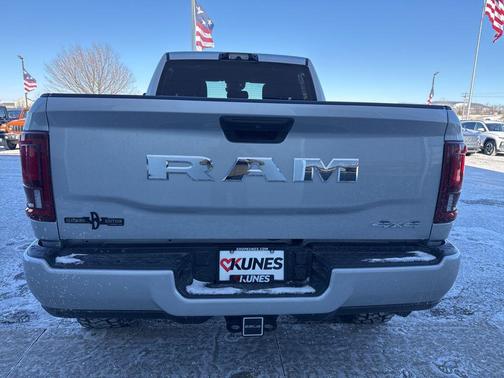 2026 RAM 2500 Big Horn Crew Cab 4x4 6'4' Box