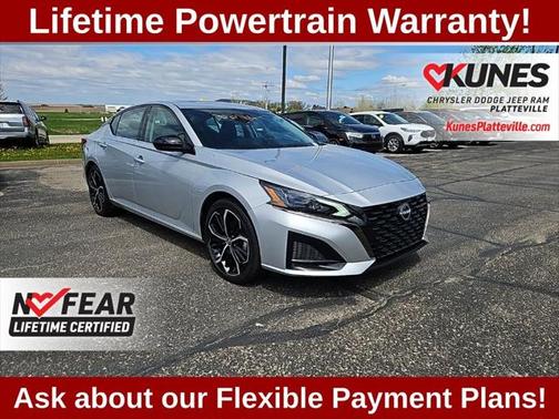 2024 Nissan Altima SR FWD