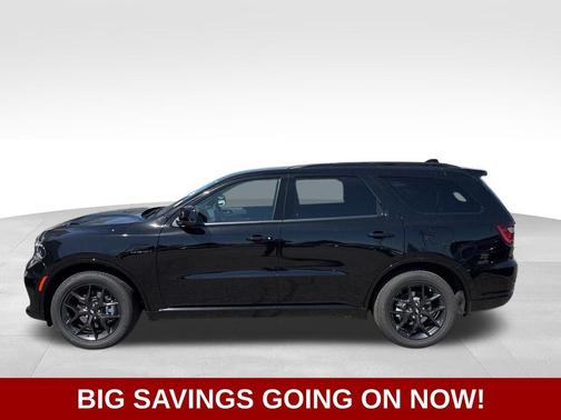 Diamond Black Clear-Coat Exterior Paint 2026 Dodge Durango GT HEMI V8