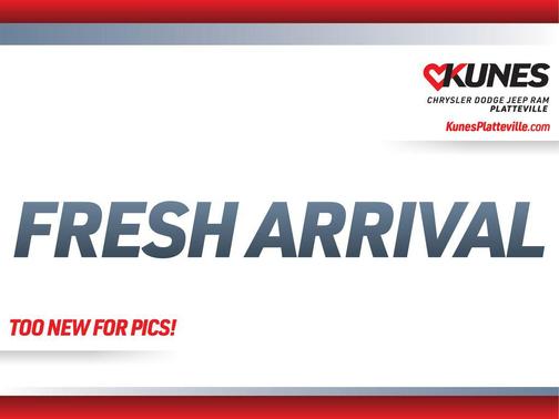 Bright White Clearcoat 2023 Chrysler Pacifica Touring L