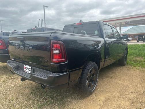 2025 RAM 1500 Warlock Crew Cab 4x4 5'7' Box