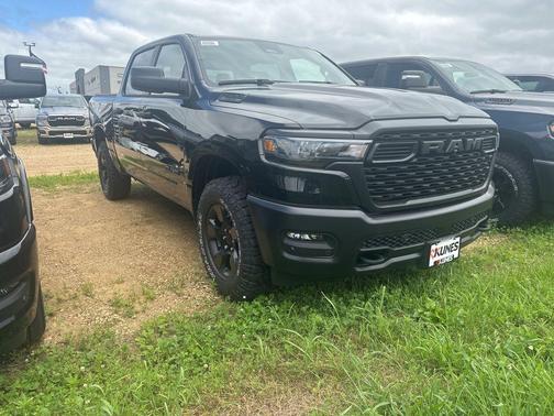 2025 RAM 1500 Warlock Crew Cab 4x4 5'7' Box