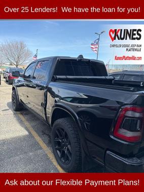 Diamond Black Crystal Pearlcoat 2021 RAM 1500 Laramie