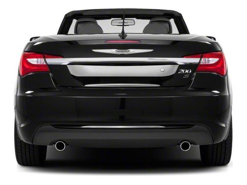 Deep Cherry Red Crystal Pearlcoat 2013 Chrysler 200 S