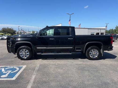 2024 Chevrolet Silverado 2500 High Country