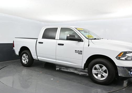 Bright White Clearcoat 2023 RAM 1500 Classic SLT
