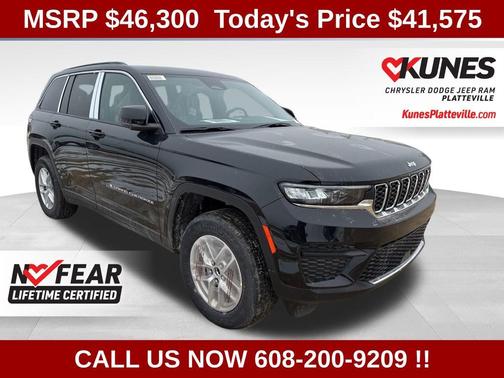 Diamond Black Crystal Pearl-Coat Exterior Paint 2026 Jeep Grand Cherokee Altitude
