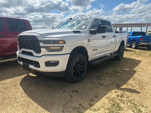 2025 RAM 2500 Big Horn Crew Cab 4x4 6'4' Box