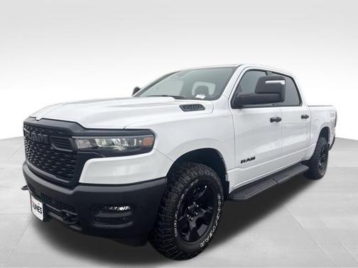 2025 RAM 1500 Warlock Crew Cab 4x4 5'7' Box