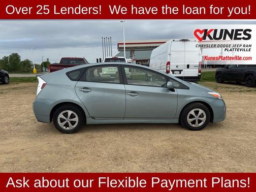 Pearl 2013 Toyota Prius Two