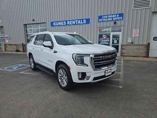 2023 GMC Yukon SLT