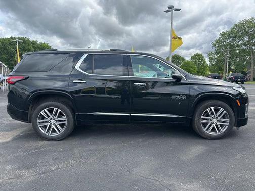 2022 Chevrolet Traverse High Country