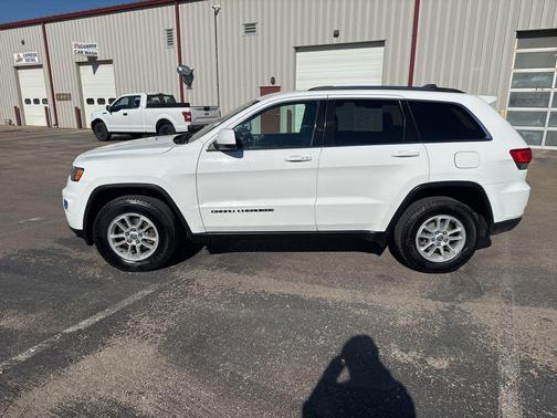 2019 Jeep Grand Cherokee Laredo