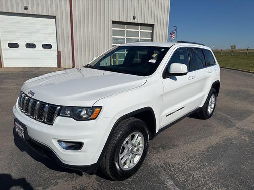 2019 Jeep Grand Cherokee Laredo