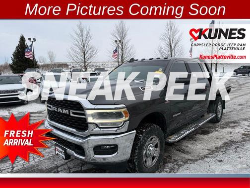 2022 RAM 2500 Big Horn Crew Cab 4x4 6'4' Box