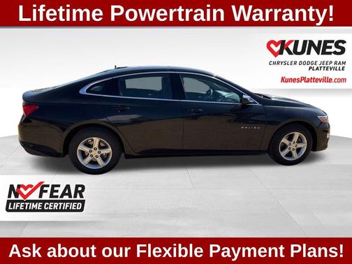 Mosaic Black Metallic 2023 Chevrolet Malibu FWD 1LT